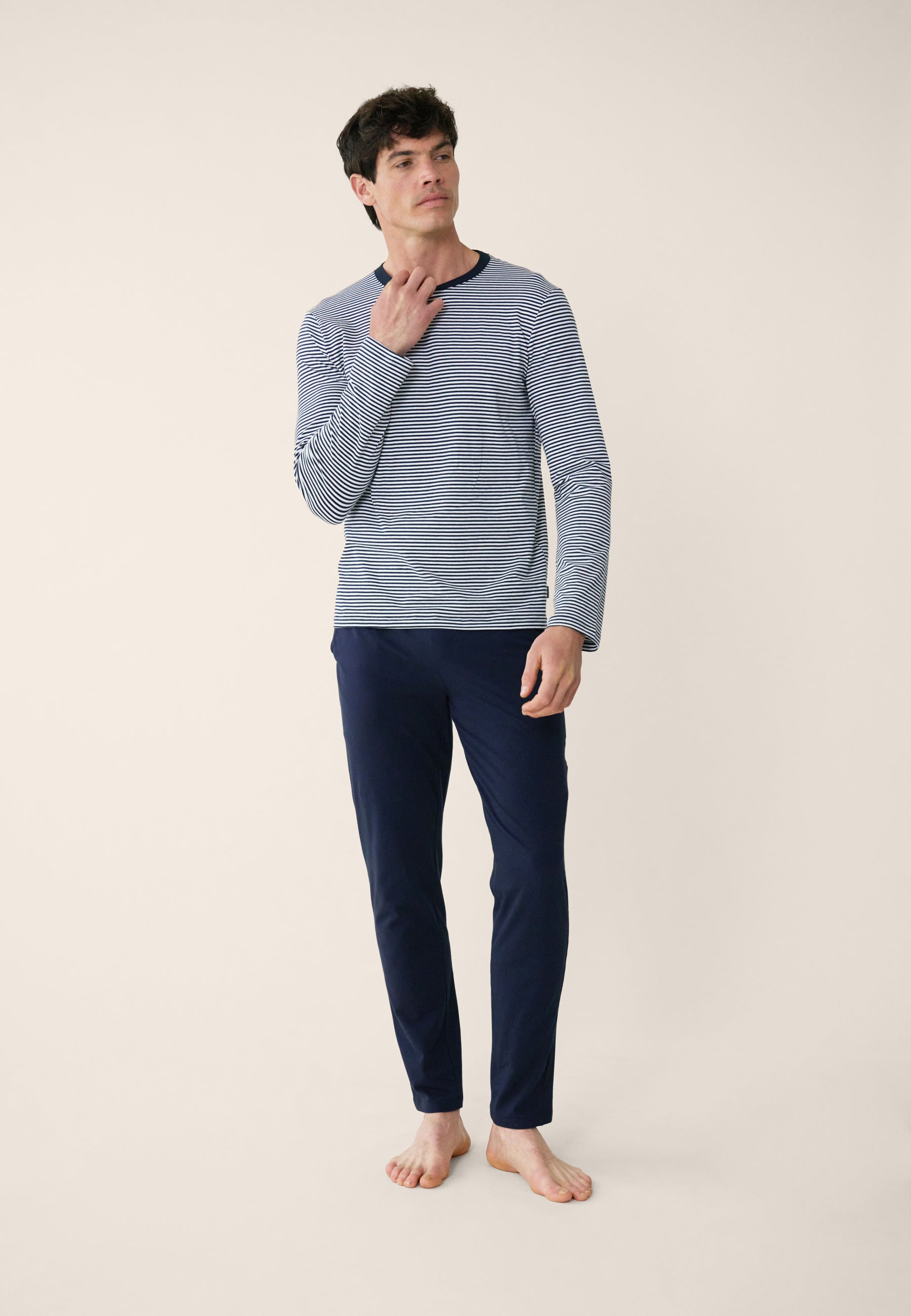 Ensemble pyjama haut marinière et pantalon bleu marine en coton - Pyjama jeason haut manches longues Marinière et bas de pyjama long Marine - Le Slip Français -  2