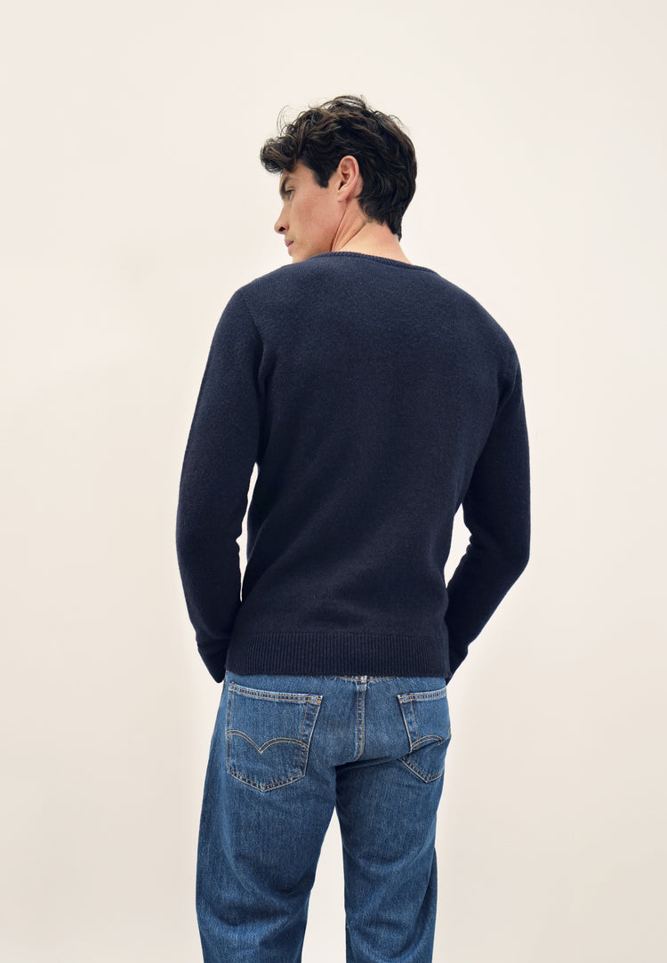 Pull homme bleu marine en maille - Jean Pull Marine Brodé L'Incroyable - Le Slip Français - 5